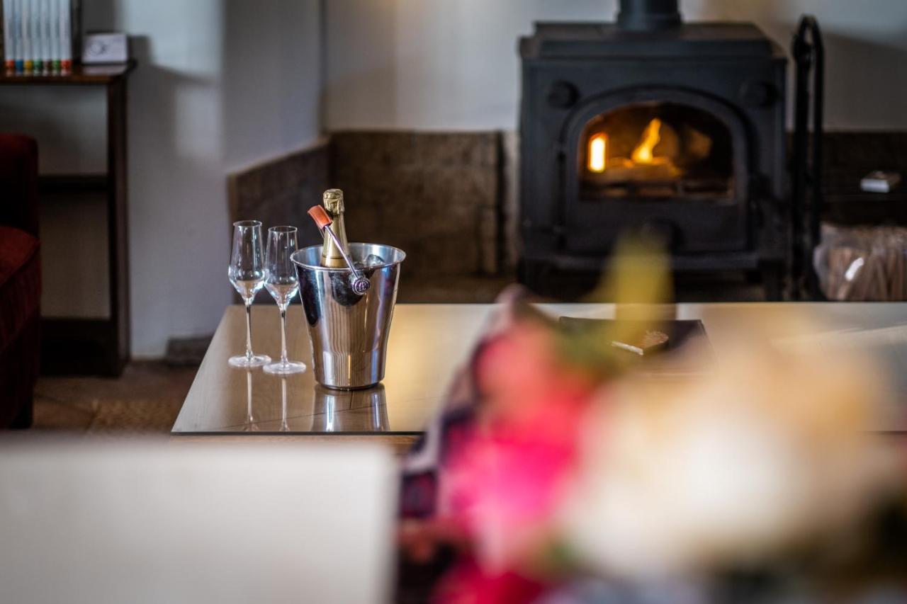 Beautiful Grade 2 Listed Building - West Wing Villa Bowness-on-Windermere Buitenkant foto